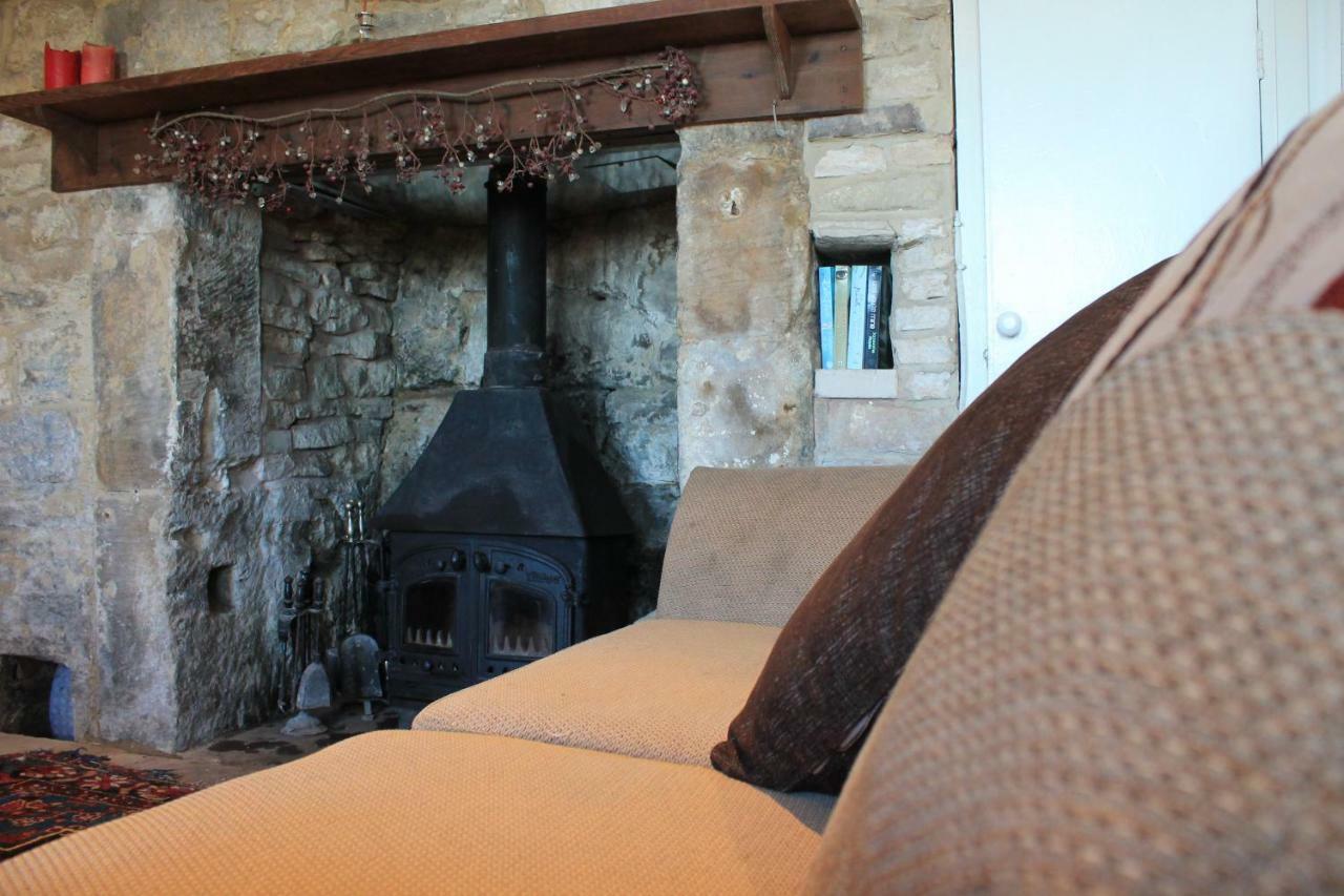 Snowdrop Cottage กลอสเตอร์ ภายนอก รูปภาพ